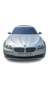 BMW 528i Berline d'occasion haut de gamme, provenance usine, approvisionnement mensuel 300-500 unités, essence, propulsion, titre propre, stock disponible - Product Image 6