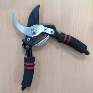 Ciseaux de taille professionnels pour branches d'arbres de jardin, avec poignée souple antidérapante et verrou de sécurité - Product Image 1