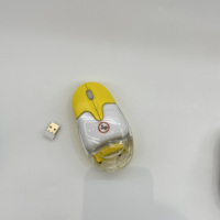 Souris de bureau créative en plastique, ornements, cadeaux, souris liquide intelligente sans fil avec animaux flottants variés