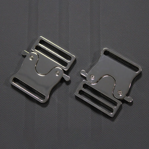 Hebilla Metálica Jiuyuan de 32 mm con Liberación Lateral, Accesorio Duradero para Bolsos - Product Image 1