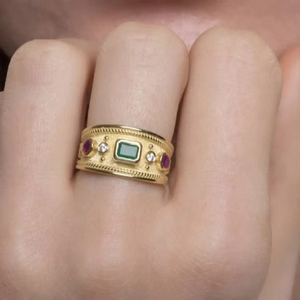 ZhuQian Großhandel Vintage Legierung Vergoldete Mehrfarbige Zirkon Unisex Luxus Breite Modische Ringe für Damen & Herren - Product Image 4