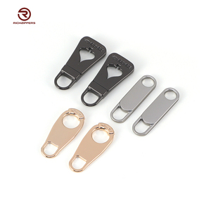 Wholesale Custom Letter Design Zipper <b>Puller</b> Logo Zinc Alloy Zipper Slider and <b>Puller</b> - Product Image 3