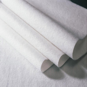 Tissu non tissé en PET à haute résistance à la traction, 150 GSM, polyester hydrophobe en rouleau pour application géotextile - Product Image 5