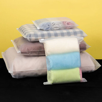 Sacs d'emballage personnalisés avec logo imprimé pour vêtements, sous-vêtements, fermeture éclair mate, sacs d'emballage pour t-shirts, sacs ziplock givrés pour vêtements