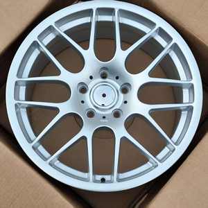 Nuevas llantas de aleación de aluminio de <span class=keywords><strong>18</strong></span> pulgadas, 5x120, multirradio, color plata, para <span class=keywords><strong>BMW</strong></span> E46 <span class=keywords><strong>M3</strong></span> CSL <span class=keywords><strong>E36</strong></span> E38 E39 F10 F30 - Product Image 2