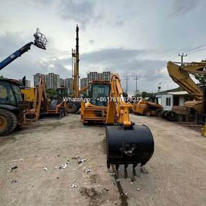 Disponible dès maintenant : Chargeuse-pelleteuse JCB 4CX d'occasion en bon état avec 100 CV. Il est vendu à prix réduit pour une vente rapide - Product Image 4