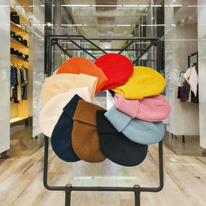 Bonnet en tricot unisexe de luxe Wesports 100 % laine, motif camouflage écossais, avec pompon, logo de créateur, classique, pour le ski et les voyages, garde au chaud - Product Image 3