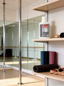 Améliorateur de Prise Liquide Transparent pour Mains Sèches, Couleurs Personnalisables, Idéal pour les Salles de Sport Intérieures et les Studios de <span class=keywords><strong>Pole</strong></span> <span class=keywords><strong>Dance</strong></span> - Product Image 6