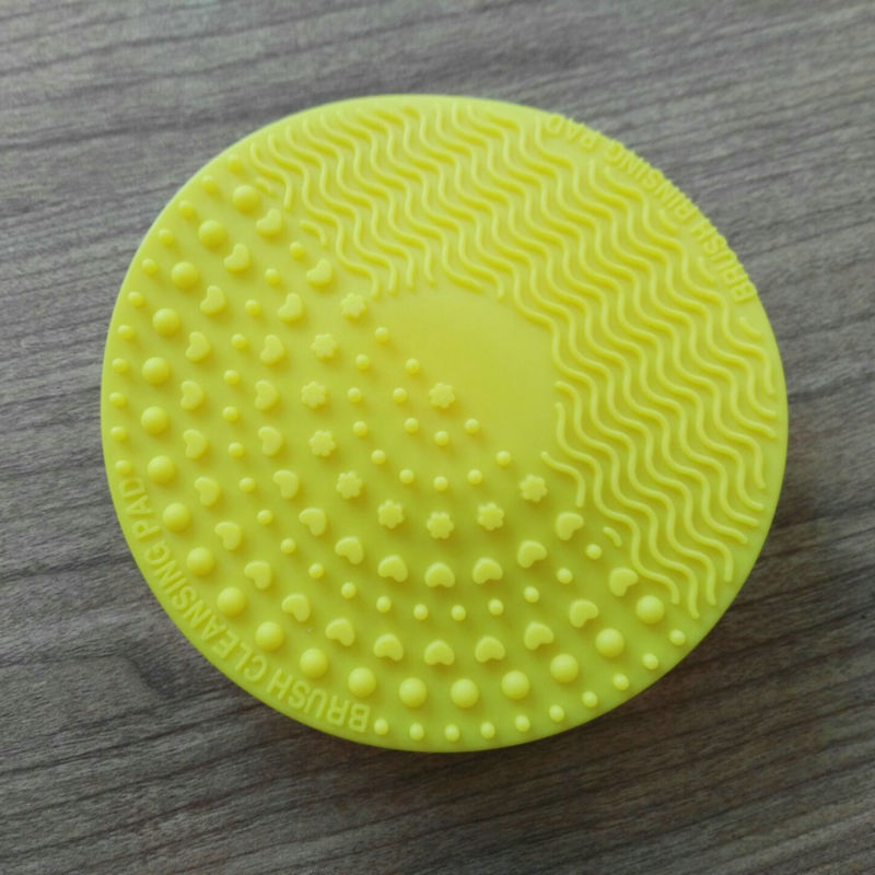 สีเหลือง