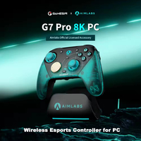 Elegante Controlador de Juego Inalámbrico de Alta Precisión con Base de Carga Luminosa para Prácticas de Juego Competitivo en PC