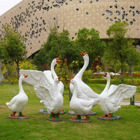 Ornements de modèle de canard d'oie blanche en résine de jardin extérieur Sculptures d'animaux simulés écologiques Décoration de paysage de pelouse de villa