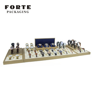 高級カスタムロゴ時計スタンドジュエリーディスプレイセットメタルマイクロファイバー時計ホルダーカウンターショーケース時計ディスプレイスタンド - Product Image 5