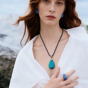 Collier en corde cirée avec pendentif en pierre turquoise en forme de larme, bijoux de mode pour femmes, artisanat culturel, cadeau - Product Image 1