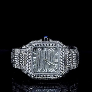 Montre de luxe élégante en acier inoxydable avec mouvement à quartz de haute qualité, boîtier argenté, unisexe - Product Image 1