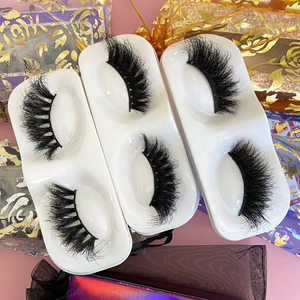 Ciglia Finte 3D in Visone 100% Cruelty Free, 25mm Super Curl Dense, Spesse e Voluminose Stile Russo, Personalizzabili con Logo Privato - Product Image 2