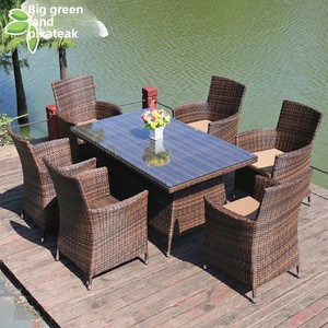 Conjunto de <span class=keywords><strong>Mesa</strong></span> y Sillas de Ratán PE de Cinco Piezas, Estilo Moderno y Simple, para Uso en Exteriores, Patio, Balcón, Jardín, Resistente al Agua y a los Rayos UV - Product Image 4