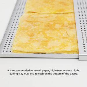 Plaque de cuisson perforée <span class=keywords><strong>rectangulaire</strong></span> pour pain feuilleté, mille-feuille et pâtisseries, avec alvéoles - Product Image 3