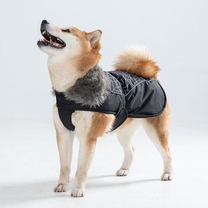Abrigo Impermeable para <span class=keywords><strong>Perro</strong></span> al por Mayor, Chaqueta de Invierno de Lujo Personalizada con Cuello de Piel Reflectante - Product Image 3