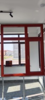 Ventanas y Puertas Residenciales de Doble Acristalamiento de Aleación de Aluminio y Madera Roja Duraderas a Precio de Fábrica para Casas de Lujo