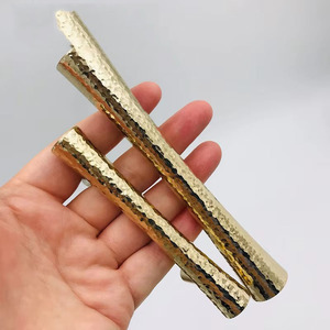 Tiradores de Cajón de Latón Antiguo Martillado Hechos a Mano, Tiradores Decorativos para Gabinetes de Cocina con Forma de Reloj de Arena, Perillas y Barras de Sujeción - Product Image 4