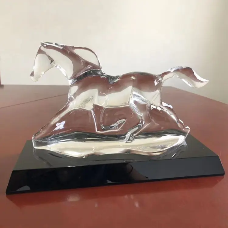 Fabricant trophée animal personnalisé souvenir statue tête de cheval en verre trophée en cristal