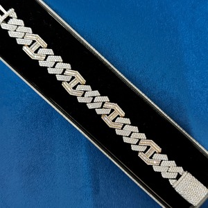 Pulsera Cubana de Plata de Ley 925 Chapada en Oro de Dos Tonos de 16 mm con Diamantes de Moissanita VVS, Disponible al Mejor Precio - Product Image 6