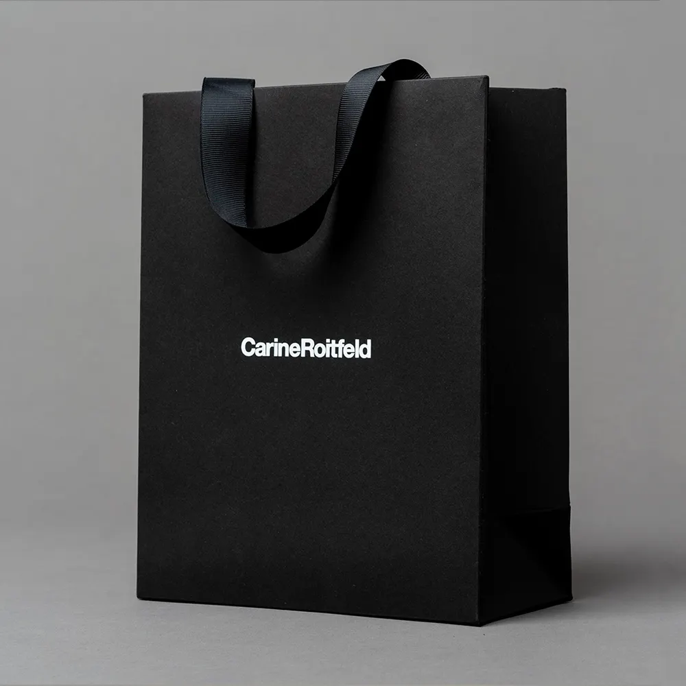 Guangzhou Manufacturer Mat Black Bag Coated Paper Printed Logo Shopping Bag for Garments