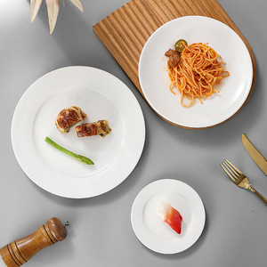 Assiettes blanches super grandes en céramique personnalisables, style occidental, assiettes en porcelaine pour hôtels, assiettes plates pour utilisation dans les hôtels et les restaurants - Product Image 3