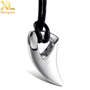Wholesale Men's Trendy Stainless Steel Wolf Teeth Pendant Necklace Waterproof Veterans <b>Memorial</b> <b>Gift</b> with New Style - Product Image 1