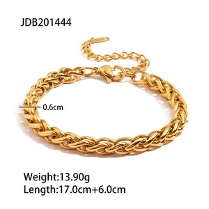 สร้อยข้อมือสแตนเลสสตีลชุบทอง 18K สำหรับผู้หญิง ดีไซน์รูปหัวใจ ประดับโซ่แบบกว้างสองสี พร้อมตัวล็อคแบบกากบาท กันน้ำ ไม่หมองคล้ำ - Product Image 5