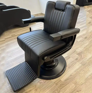 Fauteuil de Barbier de Luxe Noir Cousu – Chaise de Salon de Coiffure Écologique Réglable Hydrauliquement avec Accoudoirs Métalliques pour Salom - Product Image 6