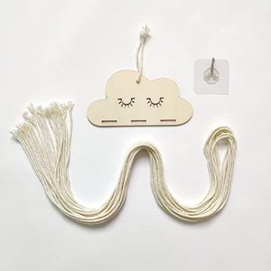 En stock : bijoux en bois sur le thème des nuages, pinces à cheveux de princesse, bandeaux, pendentifs de rangement, cils de style nordique (ins) pour l'export. - Product Image 2