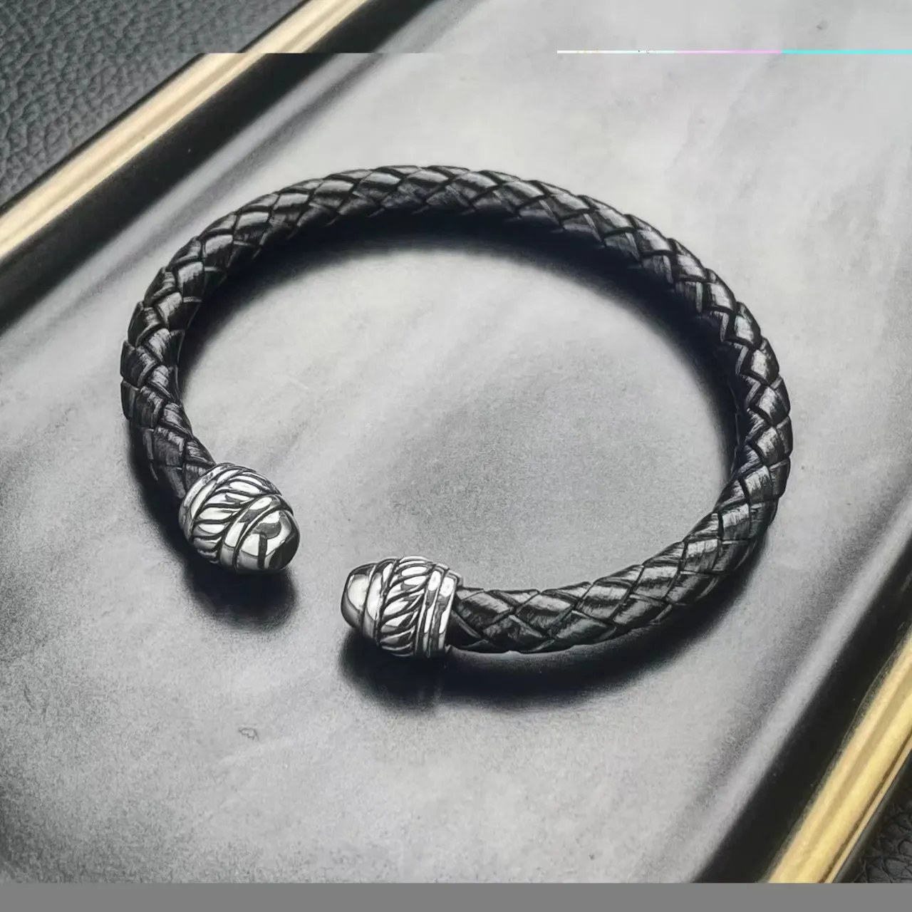 Fashion Genuine Leather Cuff Bangles Lion Adjustable Stainless Steel Wire Bracelet Easy Wear Simple Bracelet Men Jewelry