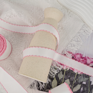 <span class=keywords><strong>Ruban</strong></span> gros-grain blanc en dentelle crochetée <span class=keywords><strong>avec</strong></span> points de lune et points bouclés roses pour la confection d'accessoires capillaires pour filles - Product Image 6
