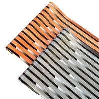 Nouveau Papier Peint 3D Adhésif Effet Bois Grille Brillante pour Décoration Maison Salon Chambre Décoller et Coller PVC