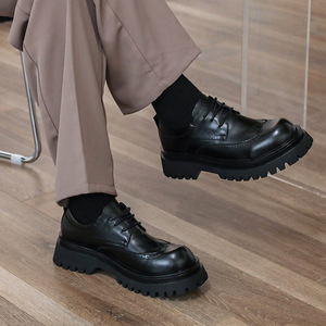 Pelle da uomo con suole spesse, <span class=keywords><strong>scarpe</strong></span> in pelle cava stile britannico che aumenta l'altezza, <span class=keywords><strong>scarpe</strong></span> da sposa da uomo estive - Product Image 2