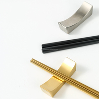 Ensemble de vaisselle en mélamine ardoise japonaise écologique réutilisable avec logo personnalisable, support pour baguettes en fibre de verre pour 2 personnes, coffret cadeau