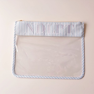 Sac de rangement pour aiguilles et fils NDLPT <span class=keywords><strong>Monogram</strong></span> Homestead de 14 pouces, en vinyle transparent, <span class=keywords><strong>pochette</strong></span> de projet pour broderie - Product Image 4