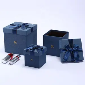 صندوق صلب احترافي من المصنع حجم مخصص قابل للطي ورقي صندوق تغليف هدايا عيد الميلاد