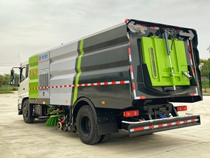 Camions balayeuses à moteur et aspirateur 6x4 de qualité supérieure avec arroseur d'eau - Neufs et d'<span class=keywords><strong>occasion</strong></span> en provenance de Chine - Product Image 6