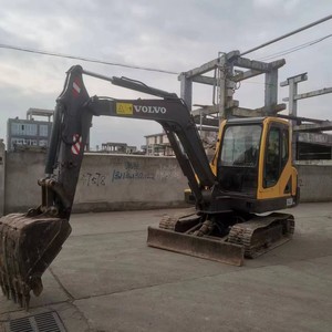 Excavatrice sur chenilles Volvo EC55B d'occasion de 5,5 tonnes avec peinture d'origine, prix de gros. Excavatrice Volvo EC55B EC55D d'occasion en vente. - Product Image 4