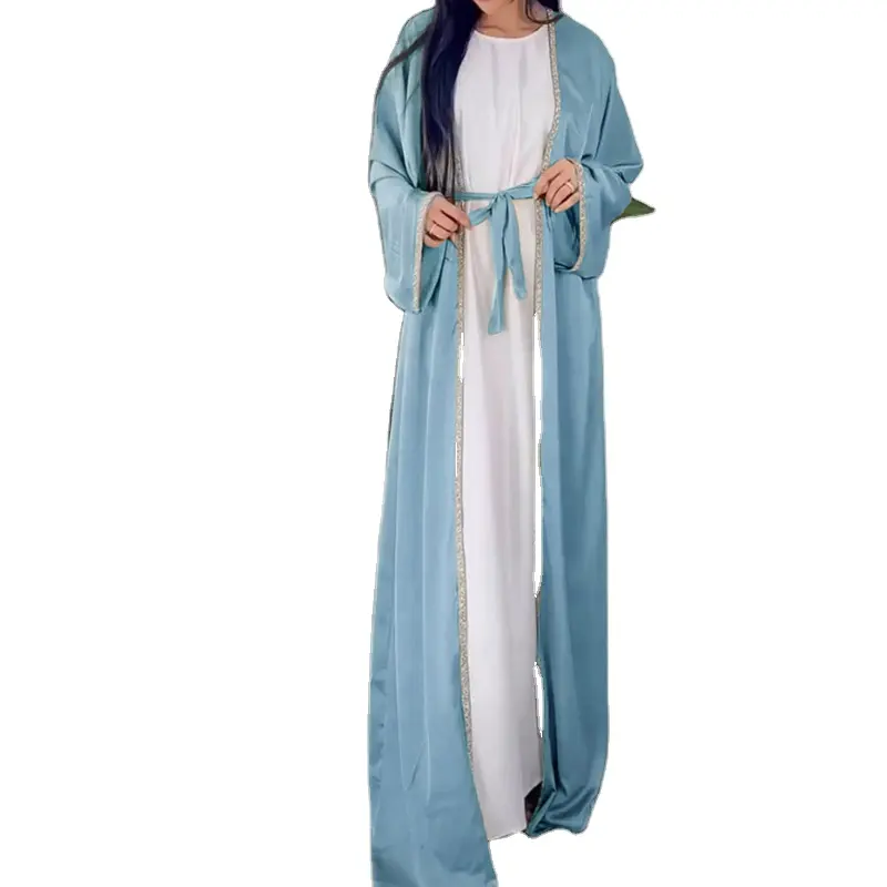 2024 diseños OEM Eid Dubai islámico elegante modesto abierto Abaya interior Slip vestido conjunto diamante satén seda Abaya mujeres vestido musulmán