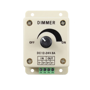 Variateur de luminosité rotatif DC 12-24V 8A pour bande LED, contrôleur de luminosité pour usage intérieur - Product Image 1