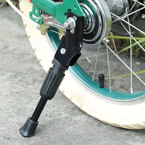 <span class=keywords><strong>Support</strong></span> de vélo pour enfants <span class=keywords><strong>Support</strong></span> simple 12/14/16/18/20 pièces de vélo pour bébé <span class=keywords><strong>support</strong></span> de coup de pied réglable <span class=keywords><strong>support</strong></span> unique béquille - Product Image 4