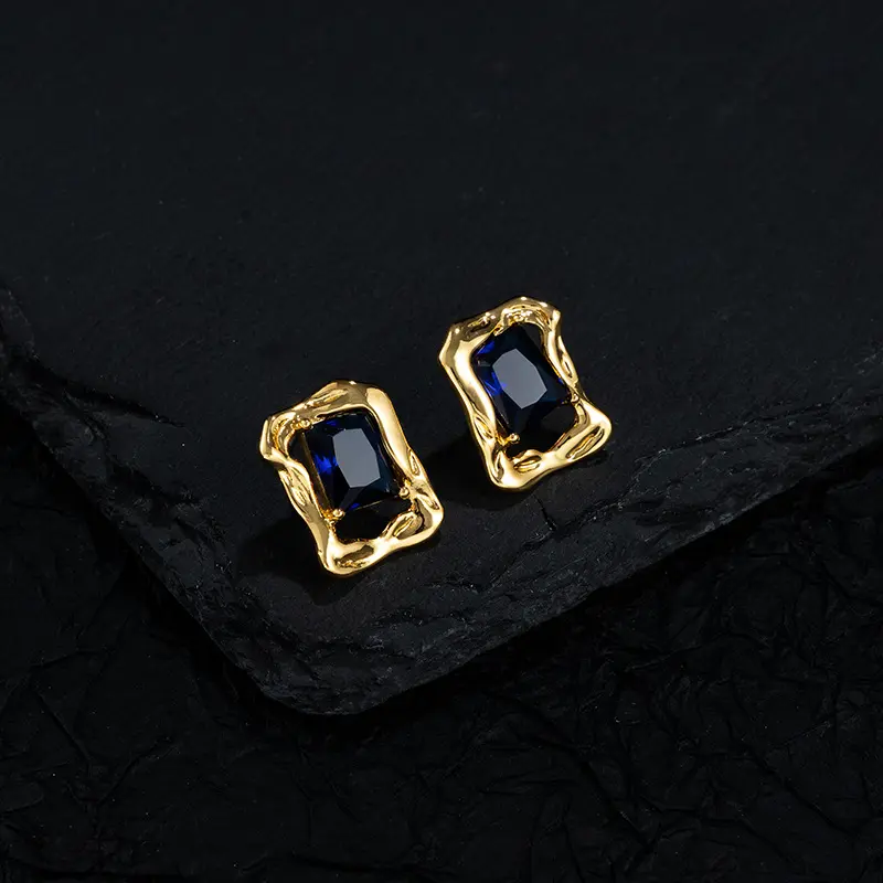 Perhiasan Mode 2022 Grosir Anting-Anting Berlapis Emas Mewah Wanita Anting-Anting Geometris Batu Permata Safir Alami