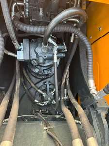 Excavatrice d'occasion Hyundai HX220HD fiable en stock, livraison rapide, usage intensif pour l'exploitation minière et la construction, haute qualité avec CE EPA - Product Image 3