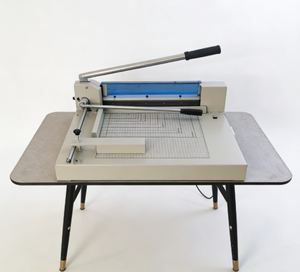 Coupe-papier guillotine Kaijie modèle 440A, manuel, robuste, en métal, format A4, capacité de coupe de 400 feuilles, portable, pour bureau - Product Image 4