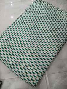 Tela de Algodón Estampada a Mano de Lujo, Patrones Vibrantes, Material Natural Puro y Transpirable para Ropa, Edredones, Cortinas y Cojines - Product Image 3