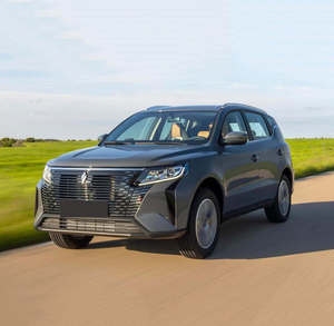 自動車工場卸売 ジーリー リヴァン X6 PRO ガソリンSUV 中国で人気の5ドア5人乗りガソリン車 中古車 左ハンドル - Product Image 1