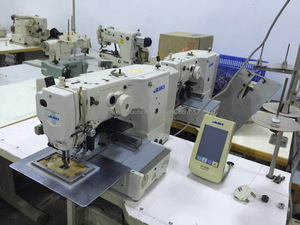 Machine à coudre industrielle électronique 210E d'occasion avec fonction d'entrée de données, zone de couture 130*60mm - Product Image 6